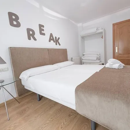 Apartamentos San Juan * Teruel