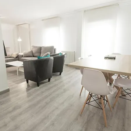 Apartamentos San Juan * Teruel